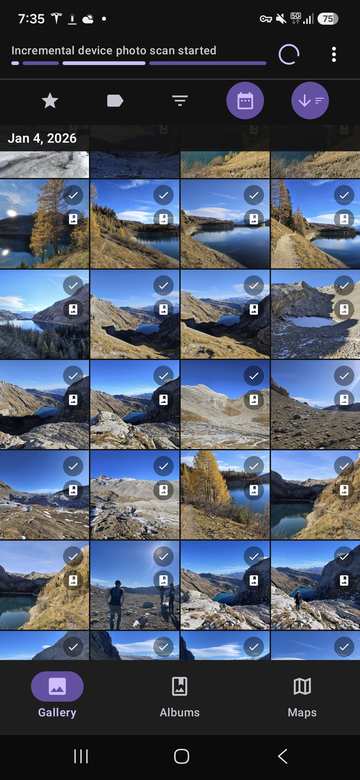 Photo gallery screenshot